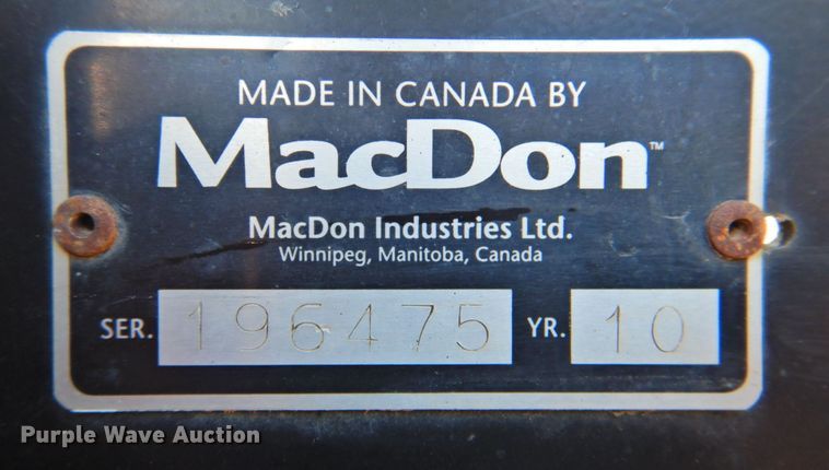 image for item DP4370 2010 MacDon FD70  flex draper head