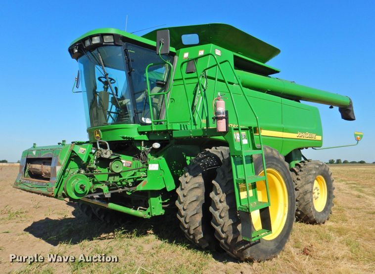 image for item DP4371 2005 John Deere 9760 STS  RWA combine