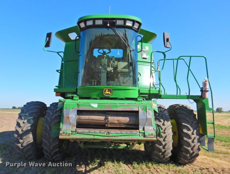 image for item DP4371 2005 John Deere 9760 STS  RWA combine