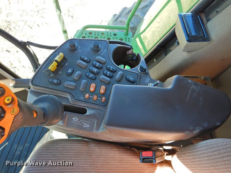 image for item DP4371 2005 John Deere 9760 STS  RWA combine