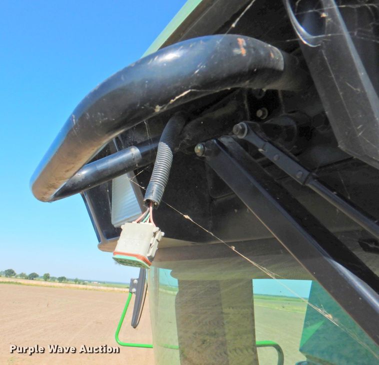 image for item DP4371 2005 John Deere 9760 STS  RWA combine