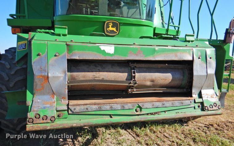 image for item DP4371 2005 John Deere 9760 STS  RWA combine