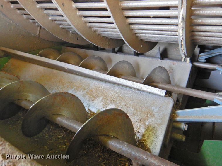 image for item DP4371 2005 John Deere 9760 STS  RWA combine