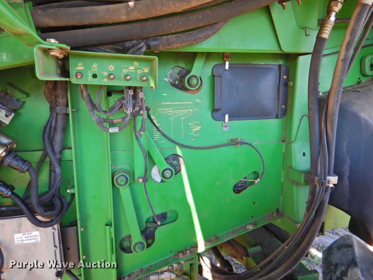 image for item DP4371 2005 John Deere 9760 STS  RWA combine