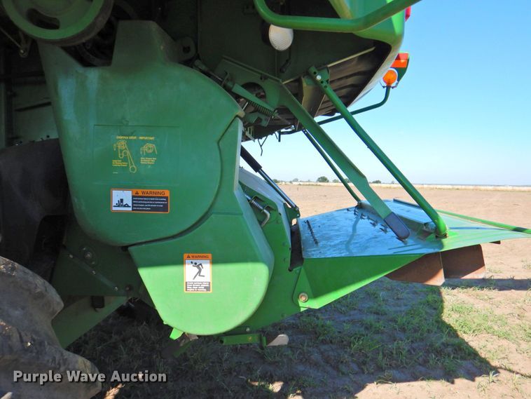 image for item DP4371 2005 John Deere 9760 STS  RWA combine