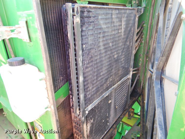 image for item DP4371 2005 John Deere 9760 STS  RWA combine