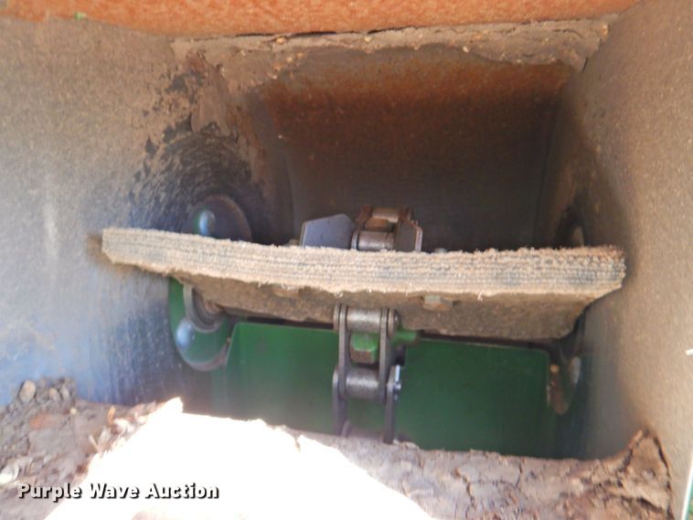 image for item DP4371 2005 John Deere 9760 STS  RWA combine