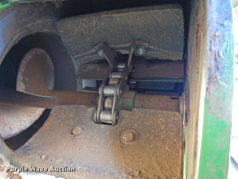 image for item DP4371 2005 John Deere 9760 STS  RWA combine