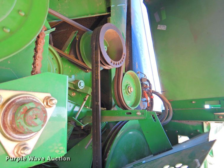 image for item DP4371 2005 John Deere 9760 STS  RWA combine