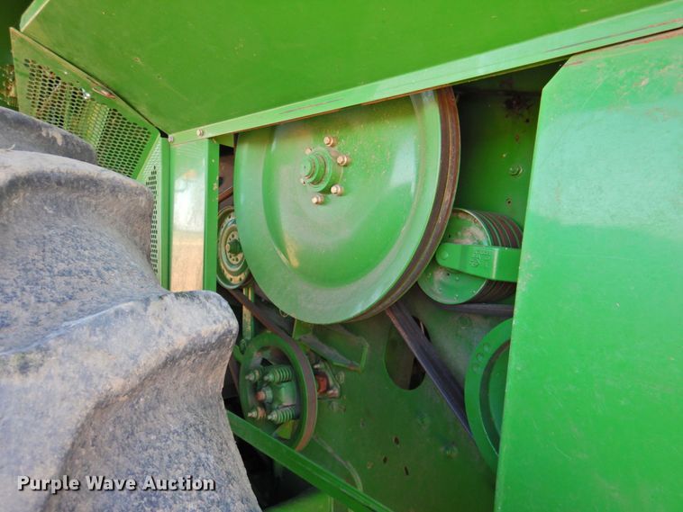 image for item DP4371 2005 John Deere 9760 STS  RWA combine