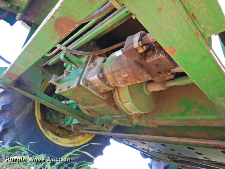 image for item DP4371 2005 John Deere 9760 STS  RWA combine