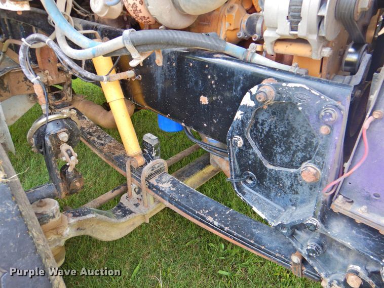 image for item DP4380 1999 Peterbilt 385  silage truck