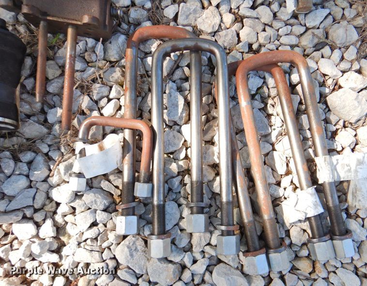 image for item DP4380 1999 Peterbilt 385  silage truck