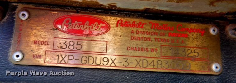 image for item DP4380 1999 Peterbilt 385  silage truck