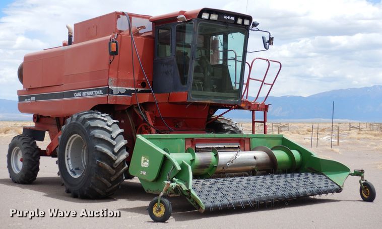 image for item DR1209 1994 Case IH 1688  combine