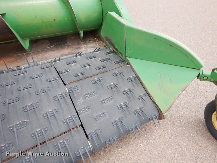 image for item DR1209 1994 Case IH 1688  combine