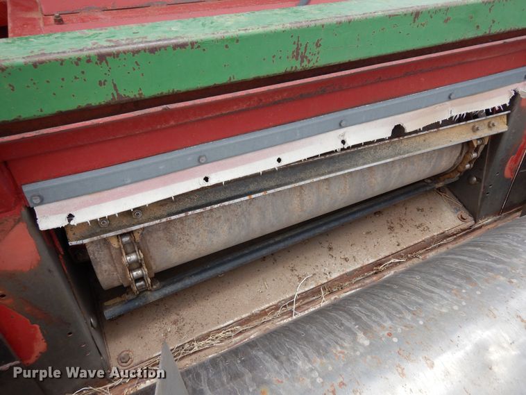 image for item DR1209 1994 Case IH 1688  combine