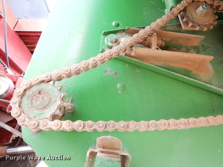 image for item DR1209 1994 Case IH 1688  combine