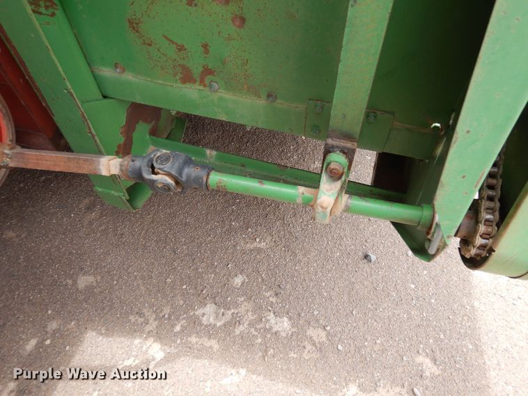 image for item DR1209 1994 Case IH 1688  combine