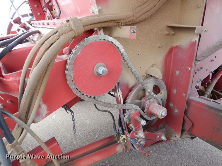 image for item DR1209 1994 Case IH 1688  combine