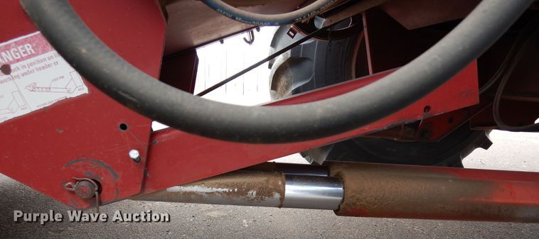 image for item DR1209 1994 Case IH 1688  combine