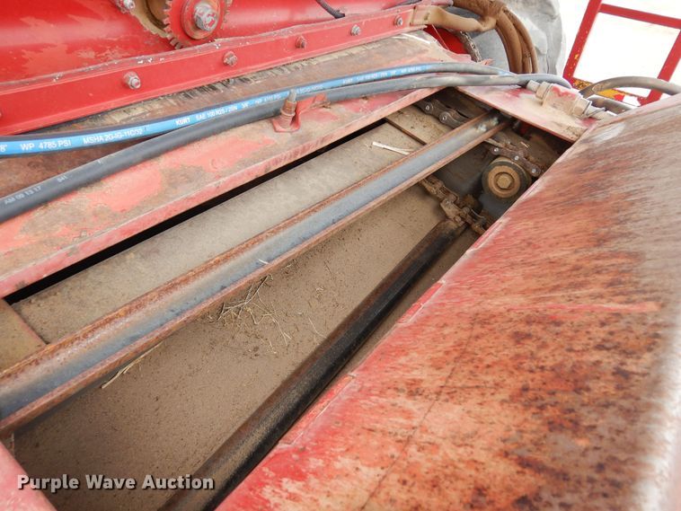 image for item DR1209 1994 Case IH 1688  combine
