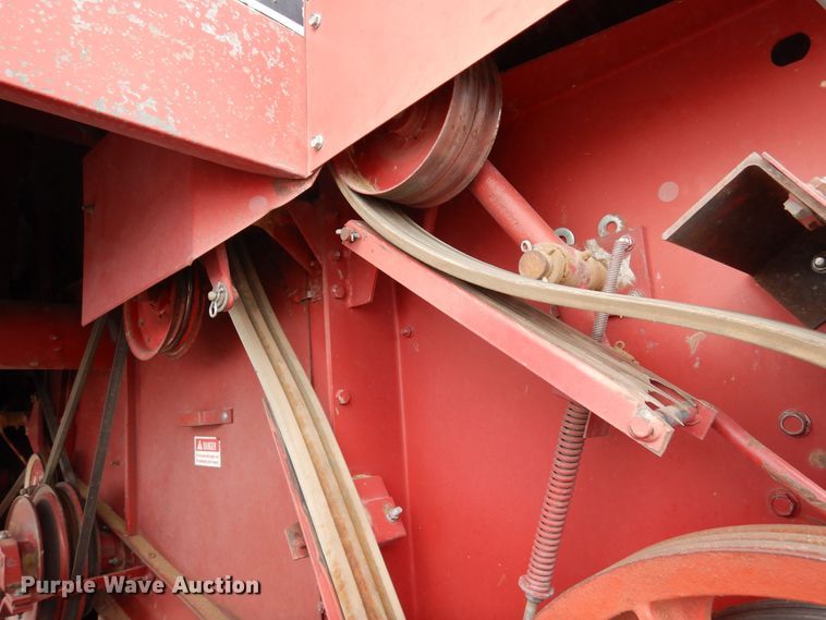 image for item DR1209 1994 Case IH 1688  combine