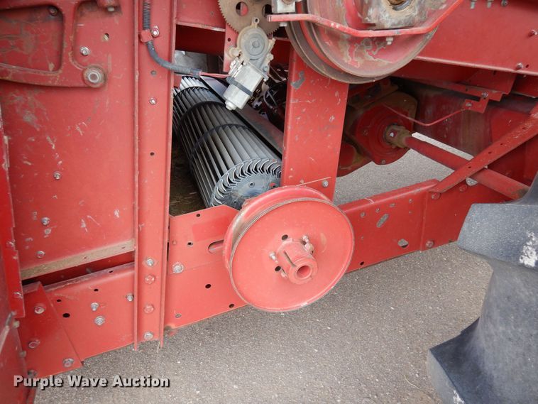 image for item DR1209 1994 Case IH 1688  combine