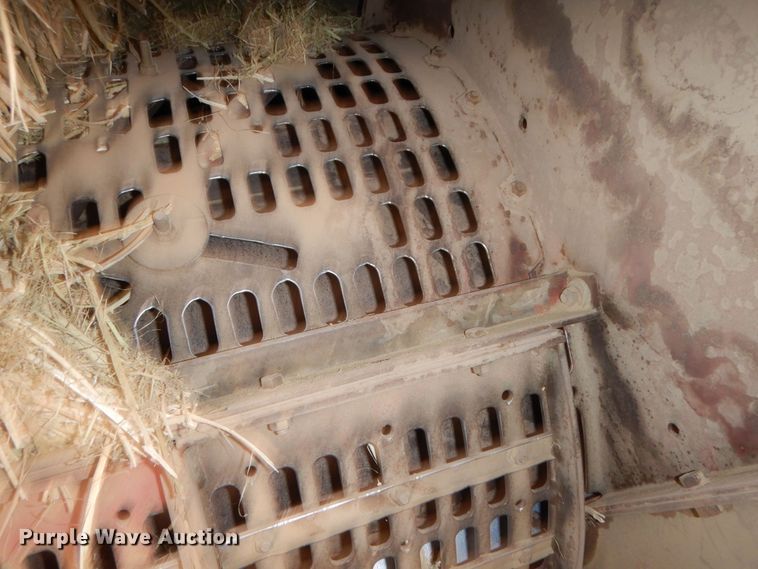 image for item DR1209 1994 Case IH 1688  combine