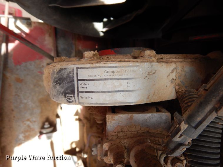 image for item DR1209 1994 Case IH 1688  combine