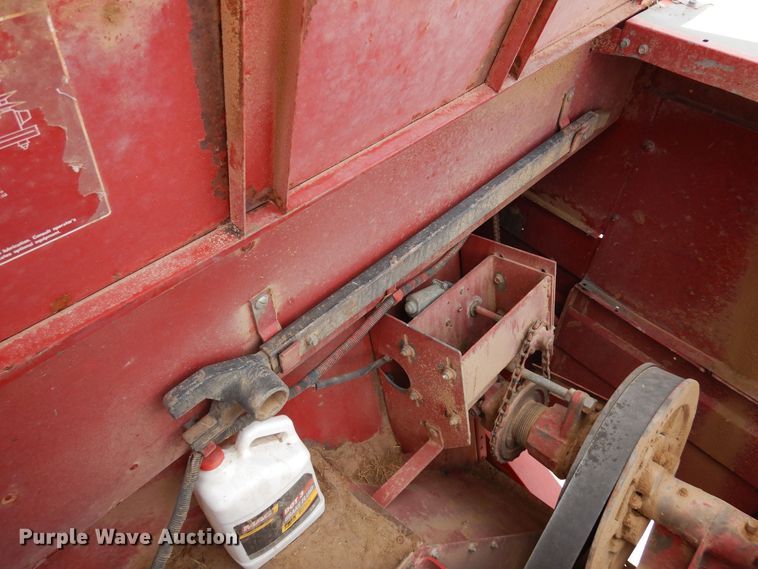 image for item DR1209 1994 Case IH 1688  combine