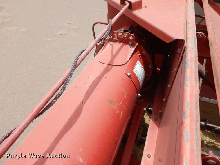 image for item DR1209 1994 Case IH 1688  combine