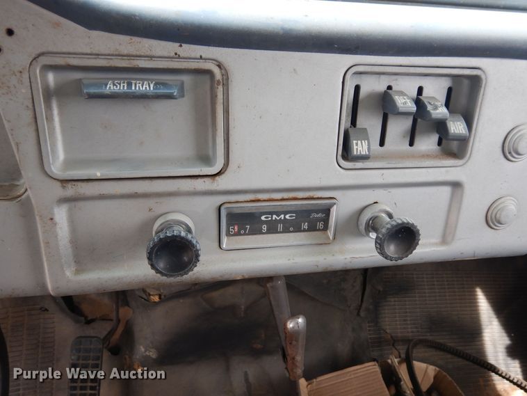 image for item DR1224 1960 GMC 4000  grain truck