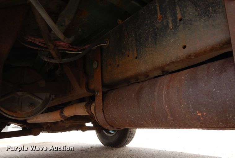 image for item DR1224 1960 GMC 4000  grain truck