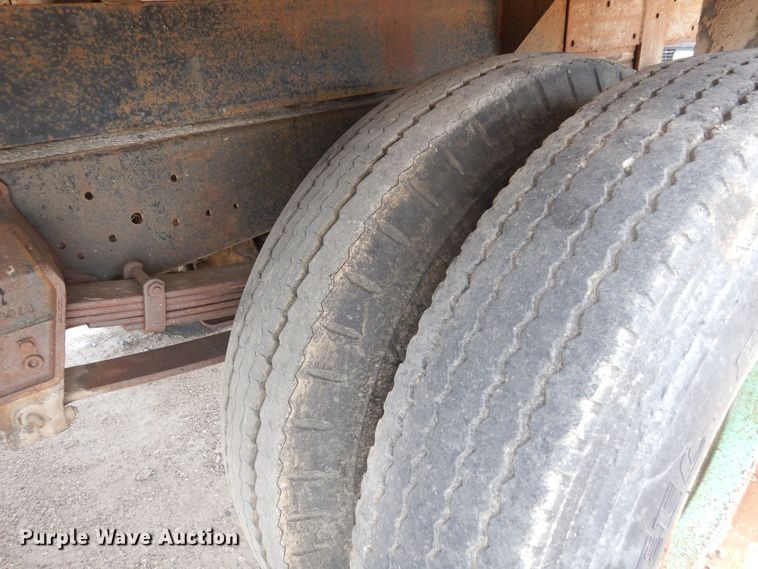 image for item DR1224 1960 GMC 4000  grain truck