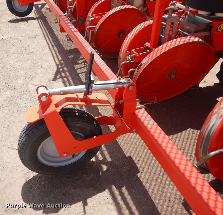 image for item DR1230 2019 Checchi & Magli Trium 45  transplanter