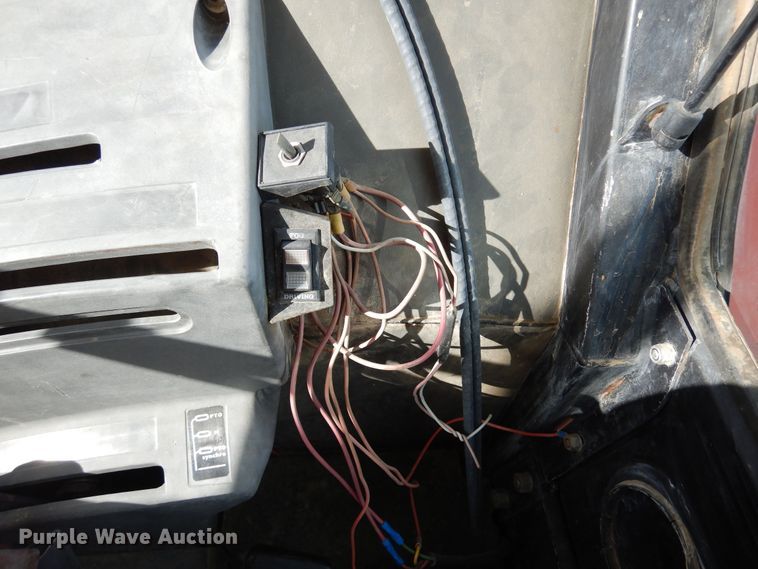 image for item DR1251 2000 Zetor 10641  MFWD tractor