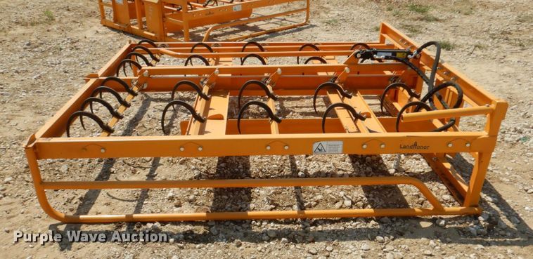 image for item DR1917 Land Honor  skid steer hay grapple