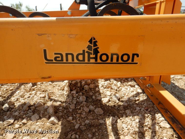 image for item DR1917 Land Honor  skid steer hay grapple