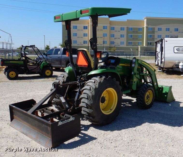 image for item DR1925 2008 John Deere 3320  MFWD tractor