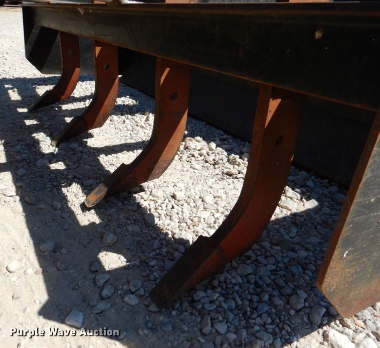 image for item DR1925 2008 John Deere 3320  MFWD tractor