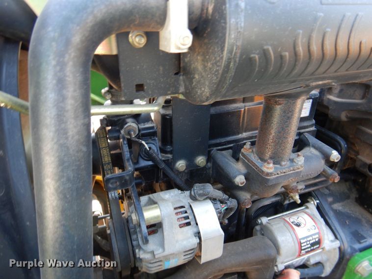 image for item DR1925 2008 John Deere 3320  MFWD tractor