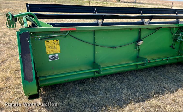 image for item DS8378 1992 John Deere 9600  combine