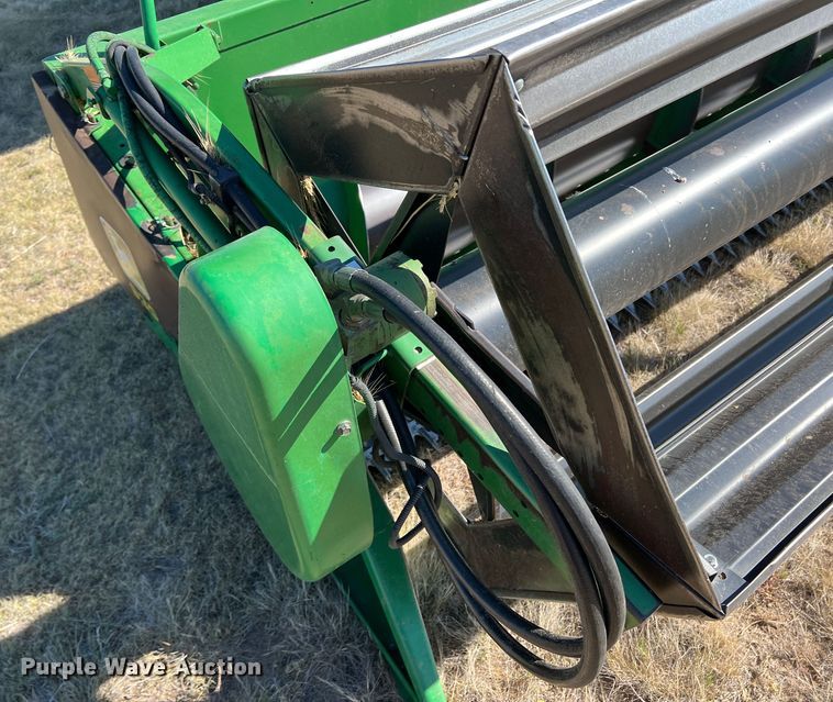 image for item DS8378 1992 John Deere 9600  combine