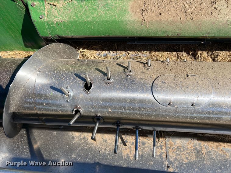 image for item DS8378 1992 John Deere 9600  combine