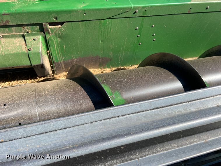 image for item DS8378 1992 John Deere 9600  combine