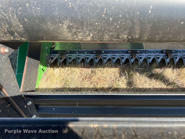 image for item DS8378 1992 John Deere 9600  combine