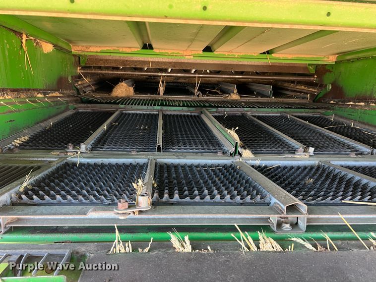 image for item DS8378 1992 John Deere 9600  combine