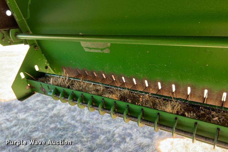 image for item DS8378 1992 John Deere 9600  combine