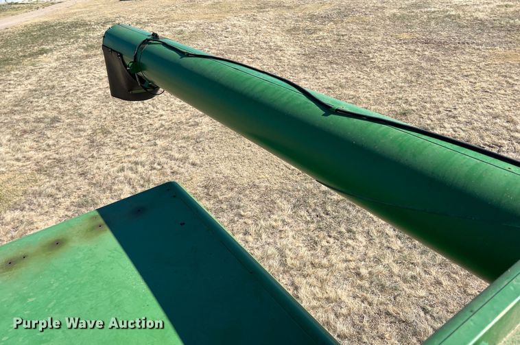 image for item DS8378 1992 John Deere 9600  combine